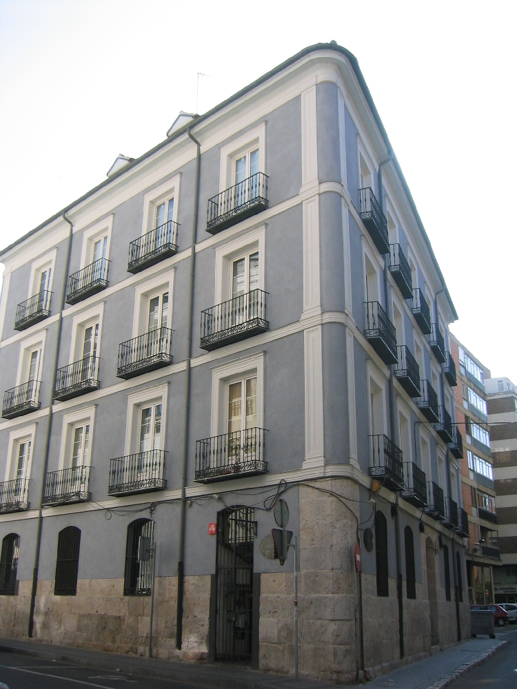 Rehabilitación integral de edificio en casco histórico - c/ Arribas, 3