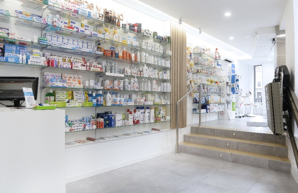 Reforma de local farmacia - c/ Marina Escobar, 7